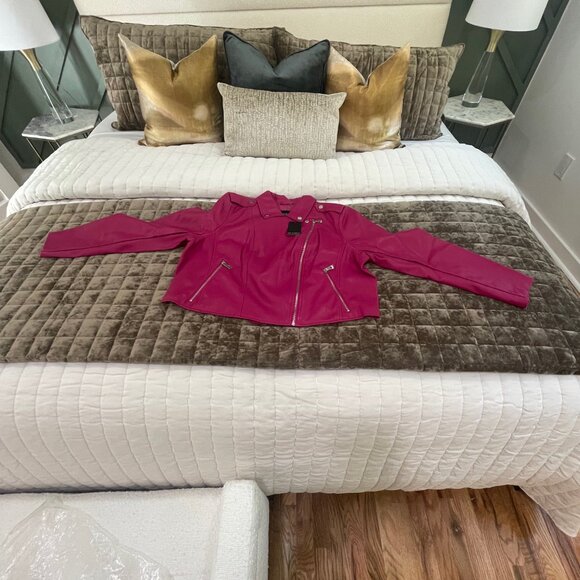 Eloquii Very Berry (Fuchsia/Hot Pink) Faux Leather Moto Jacket– Size 14/16 (NWT) - Picture 5 of 6